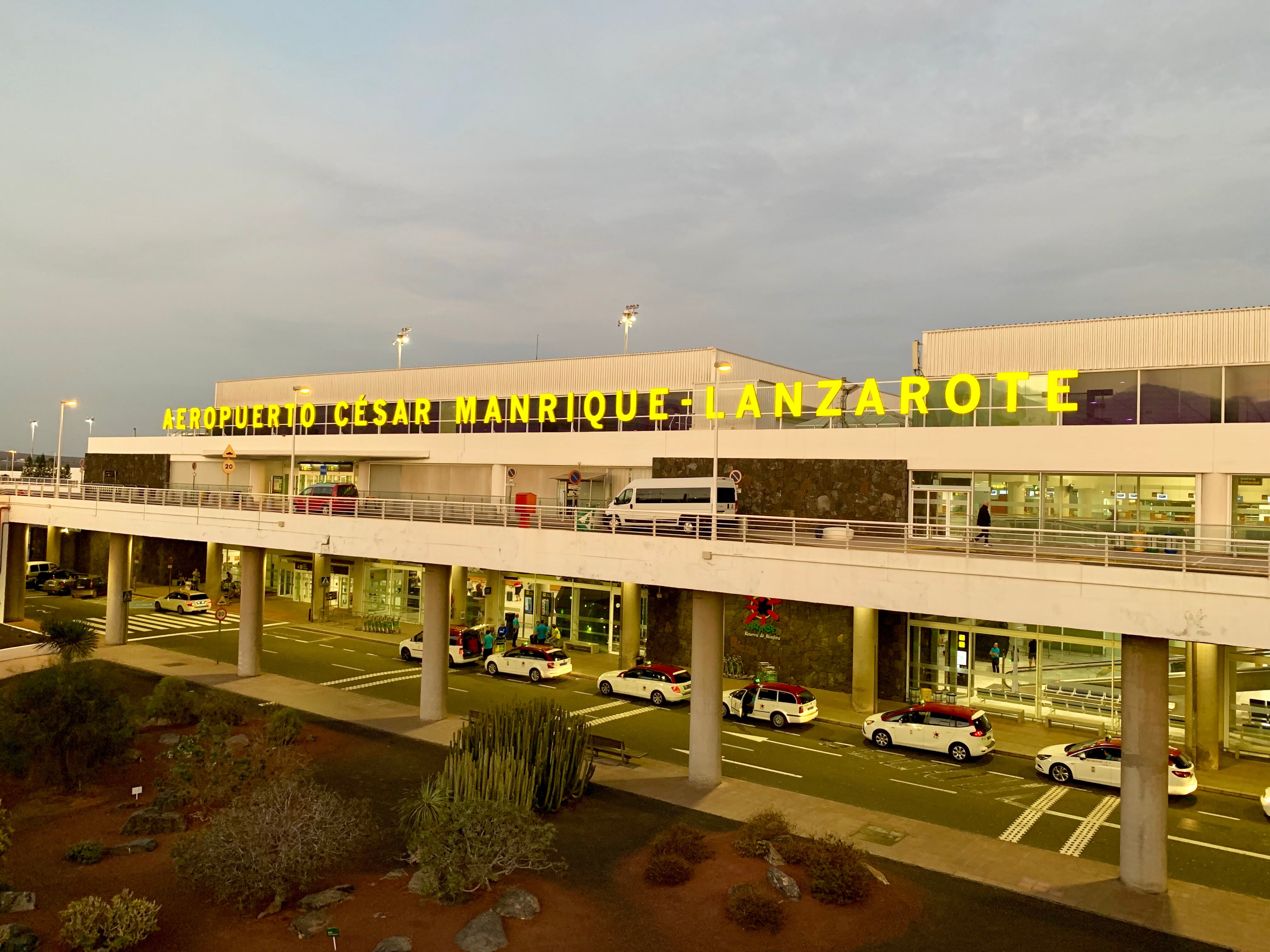 Aeropuerto César Manrique-Lanzarote, Terminal 1.