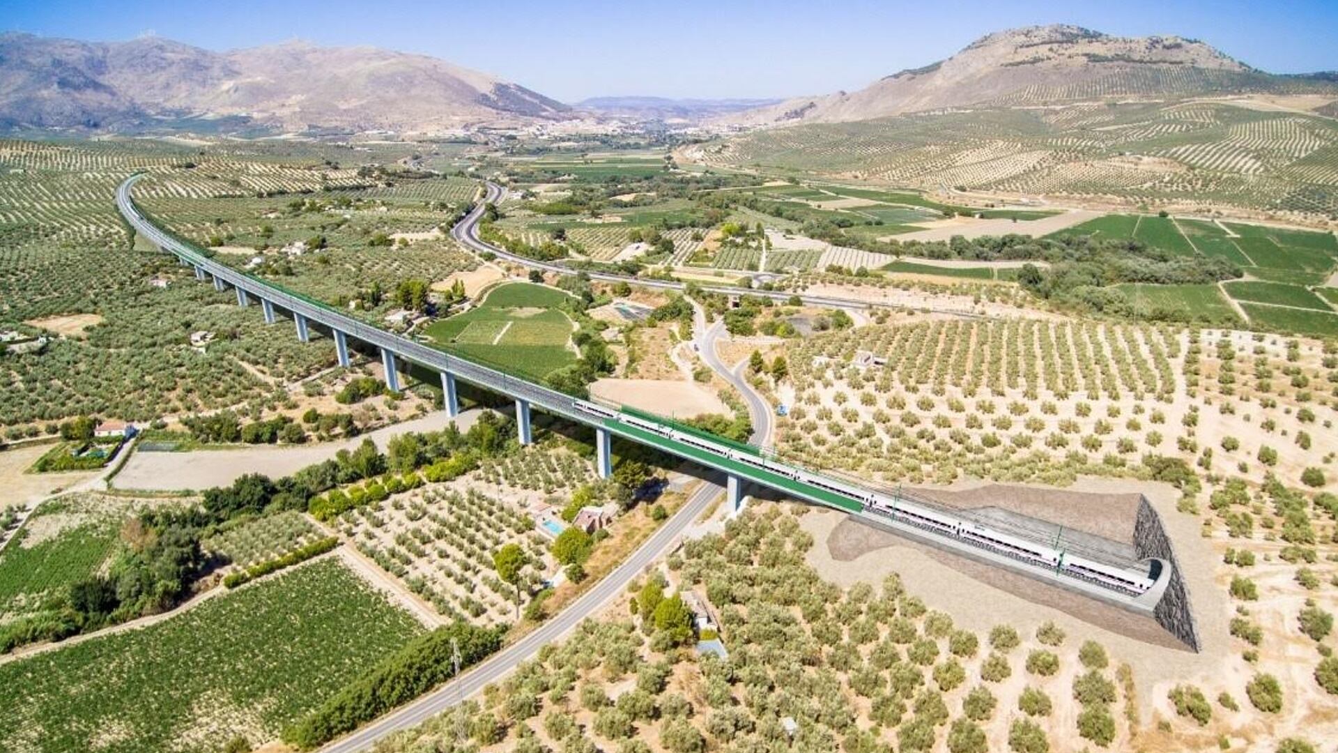 Viaducto en la linea de AVE entre Antequera y Granada