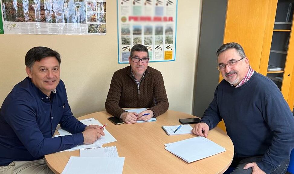 Reunión de Joaquín Cuadrado, director general de ordenación agropecuaria, con la organización agraria UPA Castilla-La Mancha