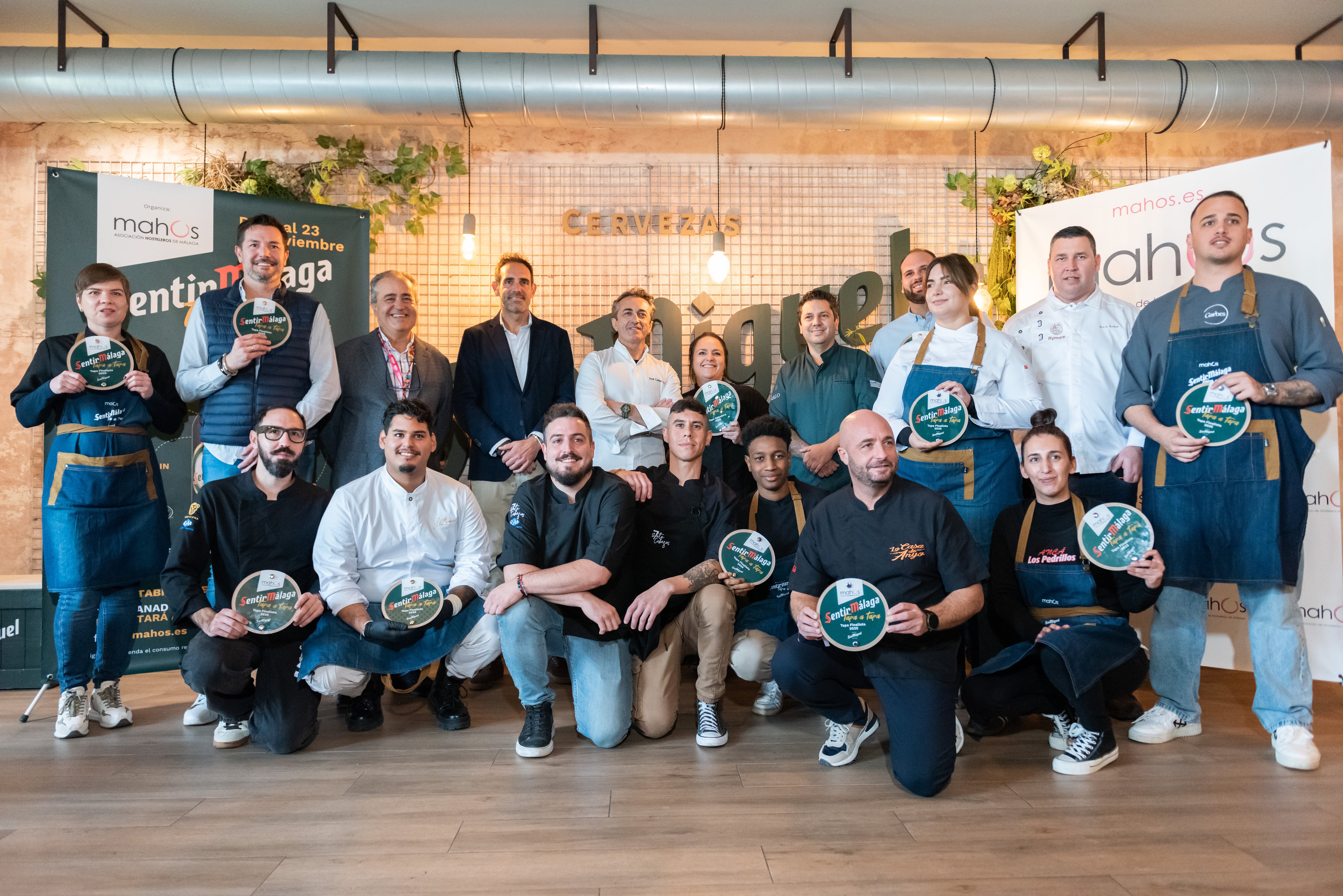 La Fábrica de Cervezas San Miguel ha acogido la Gran Final de la Ruta de la Tapa “Sentir Málaga Tapa a Tapa”, una iniciativa impulsada por MAHOS —Asociación de Hosteleros de Málaga— y Cervezas San Miguel, con el objetivo de reconocer el talento gastronómico local y escoger la tapa que representará oficialmente a Málaga en el Campeonato Oficial de Tapas y Pinchos 2026, organizado por Hostelería de España