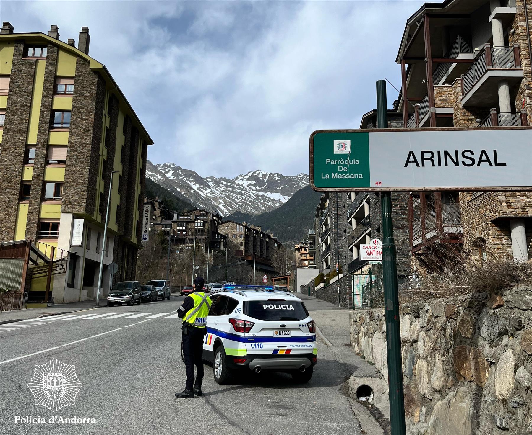 Un control policial a Arinsal.