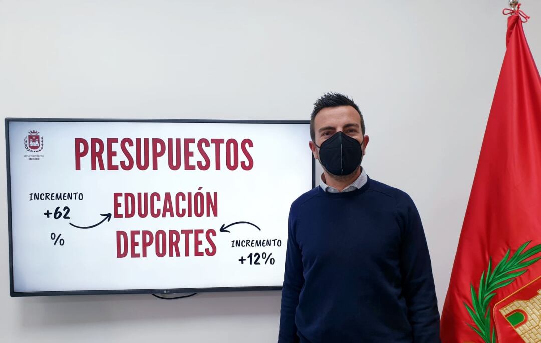 Fernando Gómez concejal de Educación