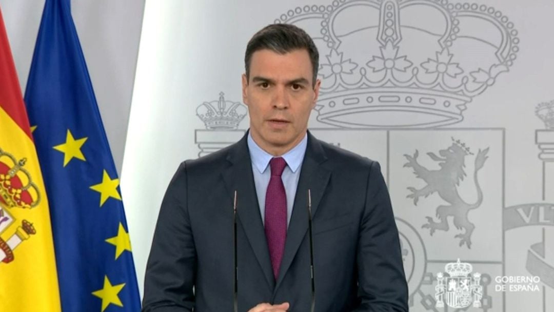 El presidente del gobierno, Pedro Sánchez, durante la rueda de prensa telemática ofrecida este martes, cuadragésimo quinto día del estado de alarma por el coronavirus. 