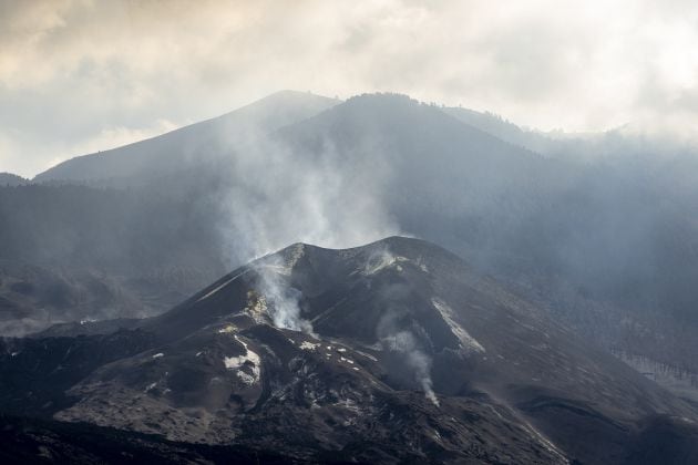 Una de las bocas eruptivas del volcán de Cumbre Vieja.