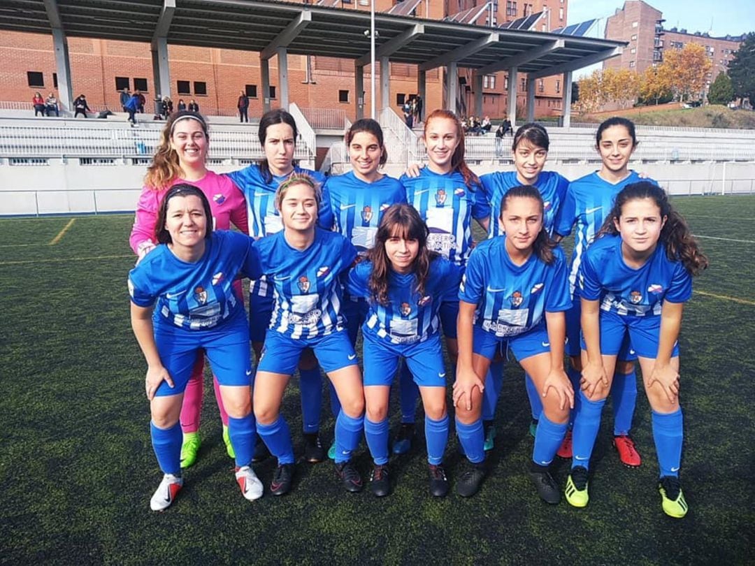 El conjunto berciano mantiene una reñida pugna por el primer puesto con el San Pío X.