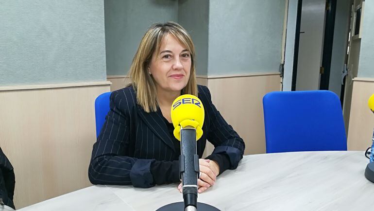 Reme Yáñez, portavoz de Sanidad del PP, es una de las ponentes 