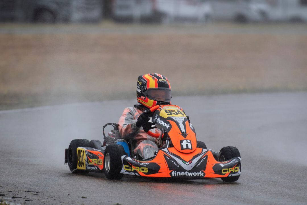 Sandro Pérez se topó con la lluvia en tierras aragonesas