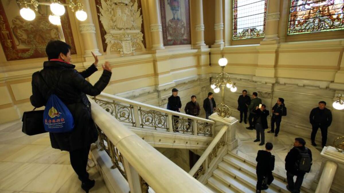 Secretarios de ayuntamientos acosados por los políticos