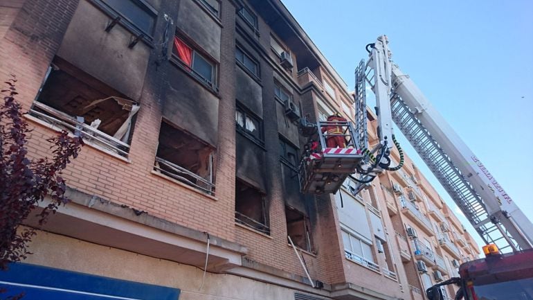 Viviendas afectadas por un incendio en Albal