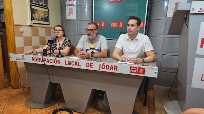Momento de la intervención de la concejala del PSOE de Jódar, Mariola Viedma