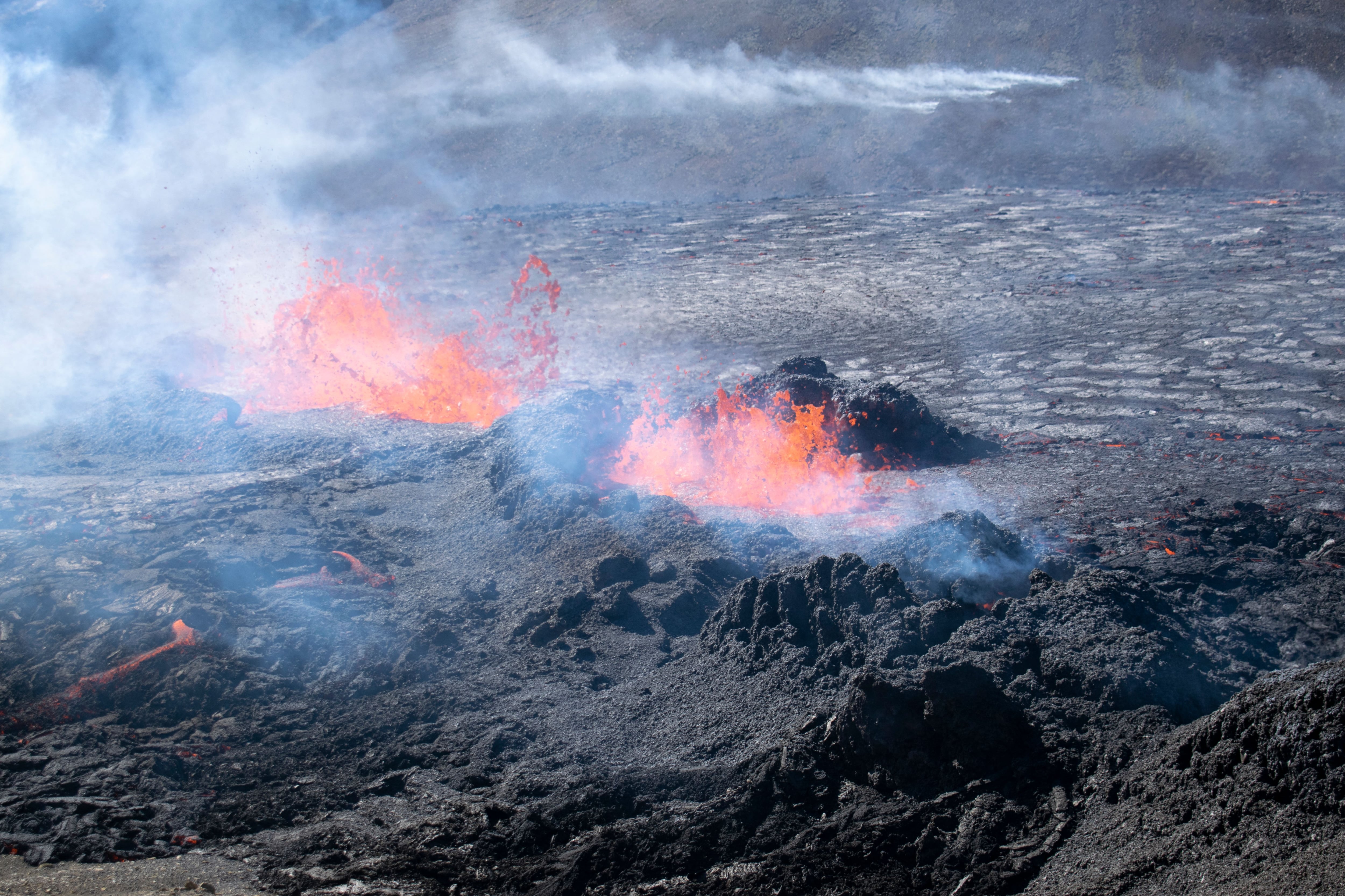 Volcán en erupción en Islandia.