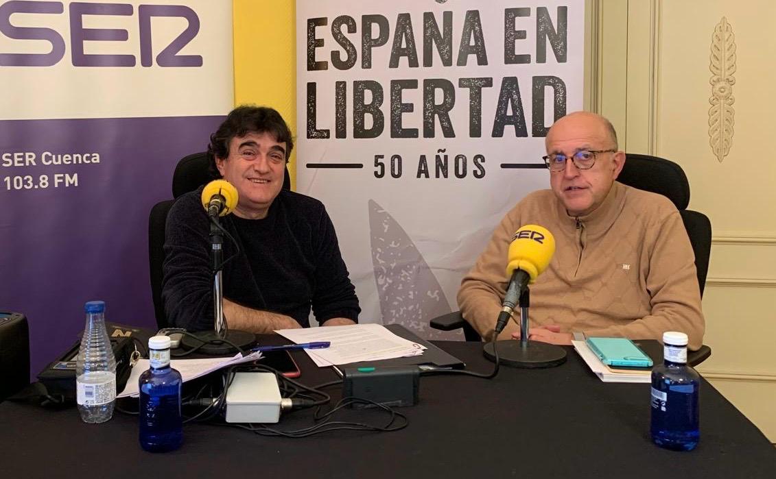 Entrevista con el profesor de Historia Contemporánea de la UCLM, Ángel Luis López Villaverde.