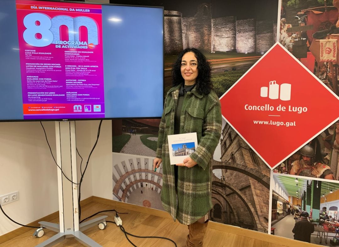 A edil, Ana Abelleira na presentación da programación do 8M