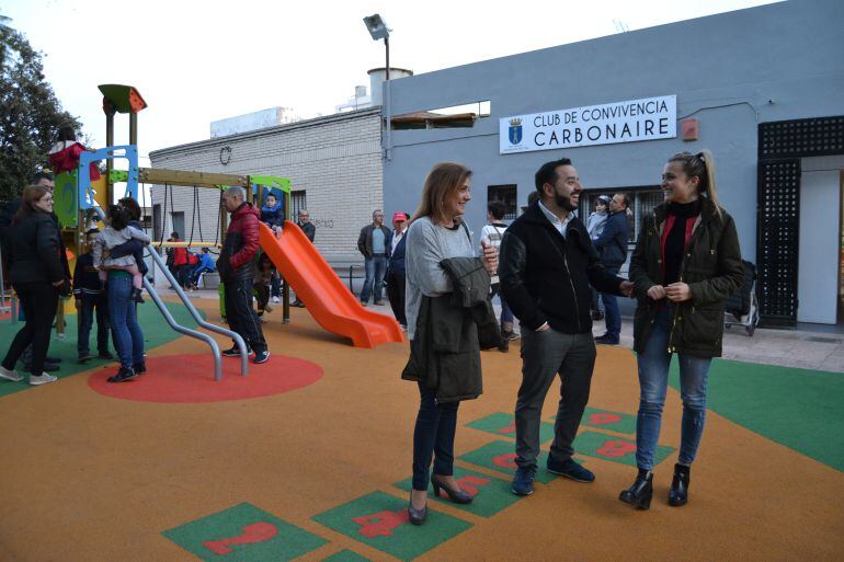 Juegos infantiles en el Carbonaires