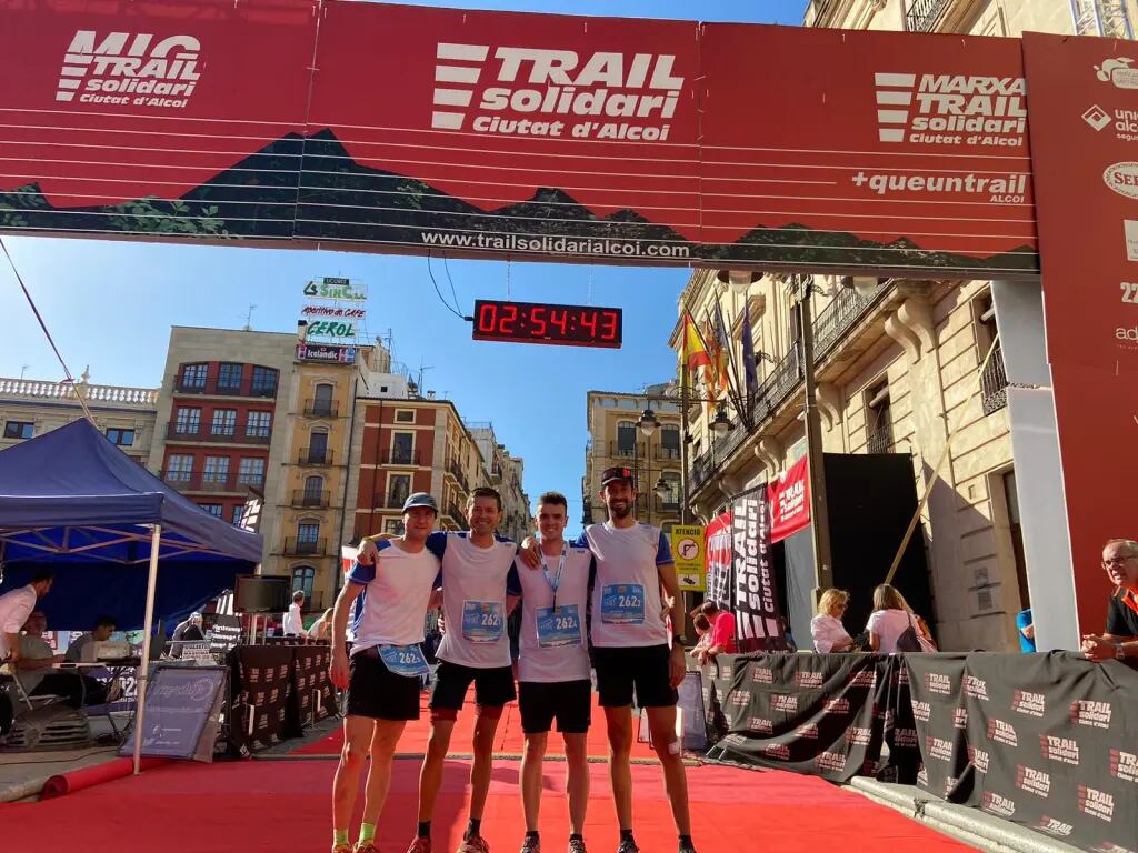 Equipo de ganadores del Trail Villena