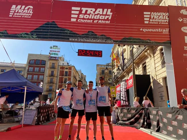 Equipo de ganadores del Trail Villena
