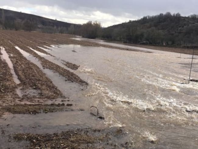 Inundación del río cañamares en Castilblanco.