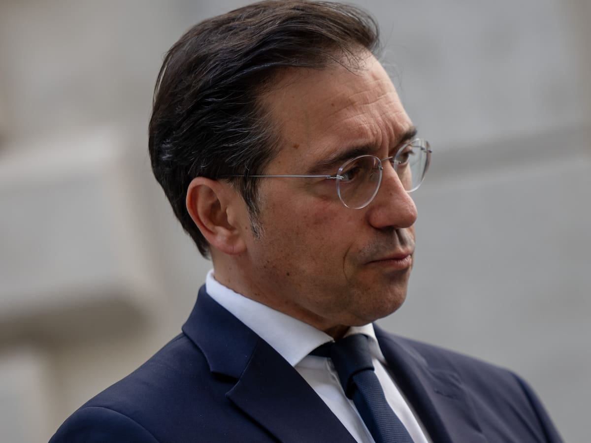 Albares niega que EEUU esté presionando a España para usar las bases de Rota y Morón