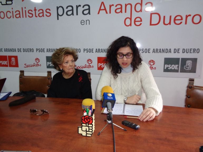 Leonisa Ull (izq) y Mar Alcalde, ediles socialistas