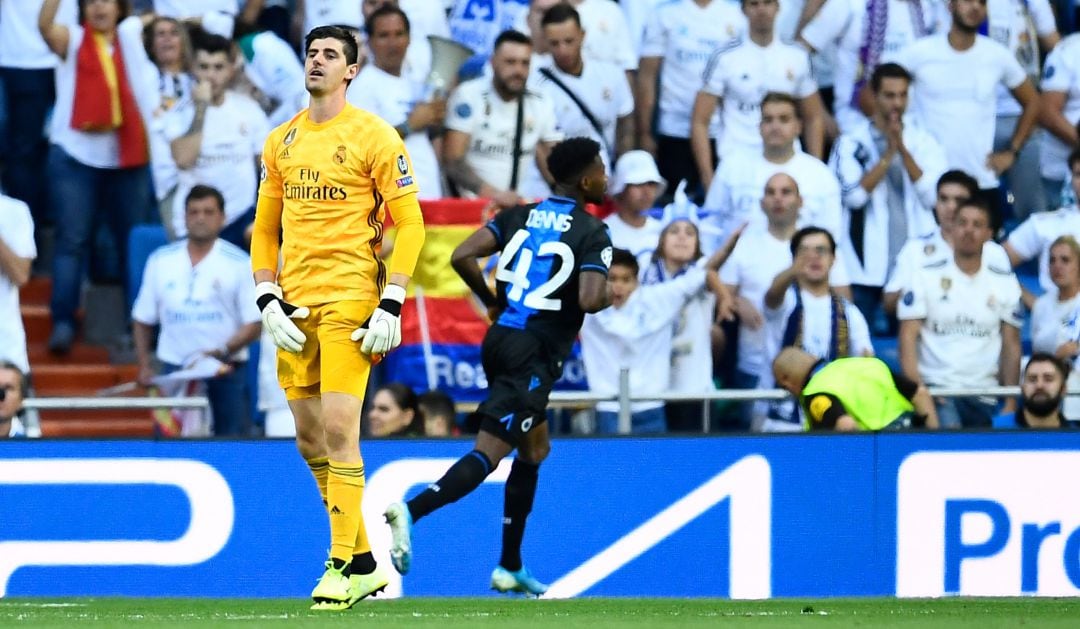 Thibaut Courtois, tras recibir un gol en el partido entre el Real Madrid y el Brujas en la Champions.