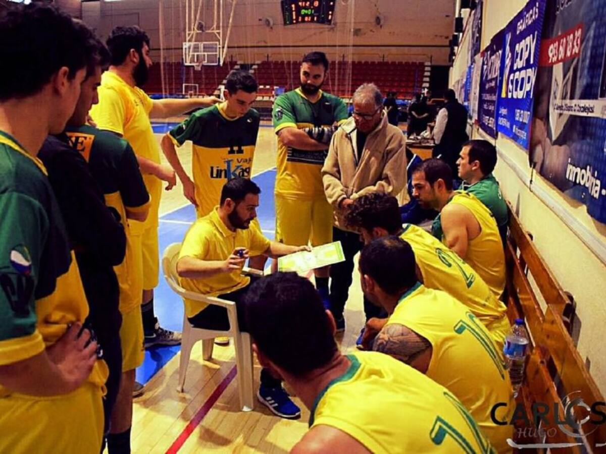 El CAB Linares busca alejarse del descenso en tierras almerienses