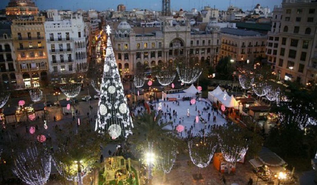 La plaza del Ayuntamiento en Navidad