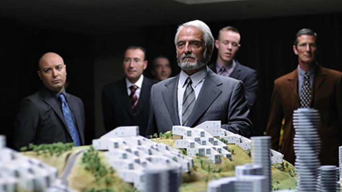 La Columna de Carlos Arcaya | Lo nuestro es más del Crematorio de Chirbes | 06/06/2016