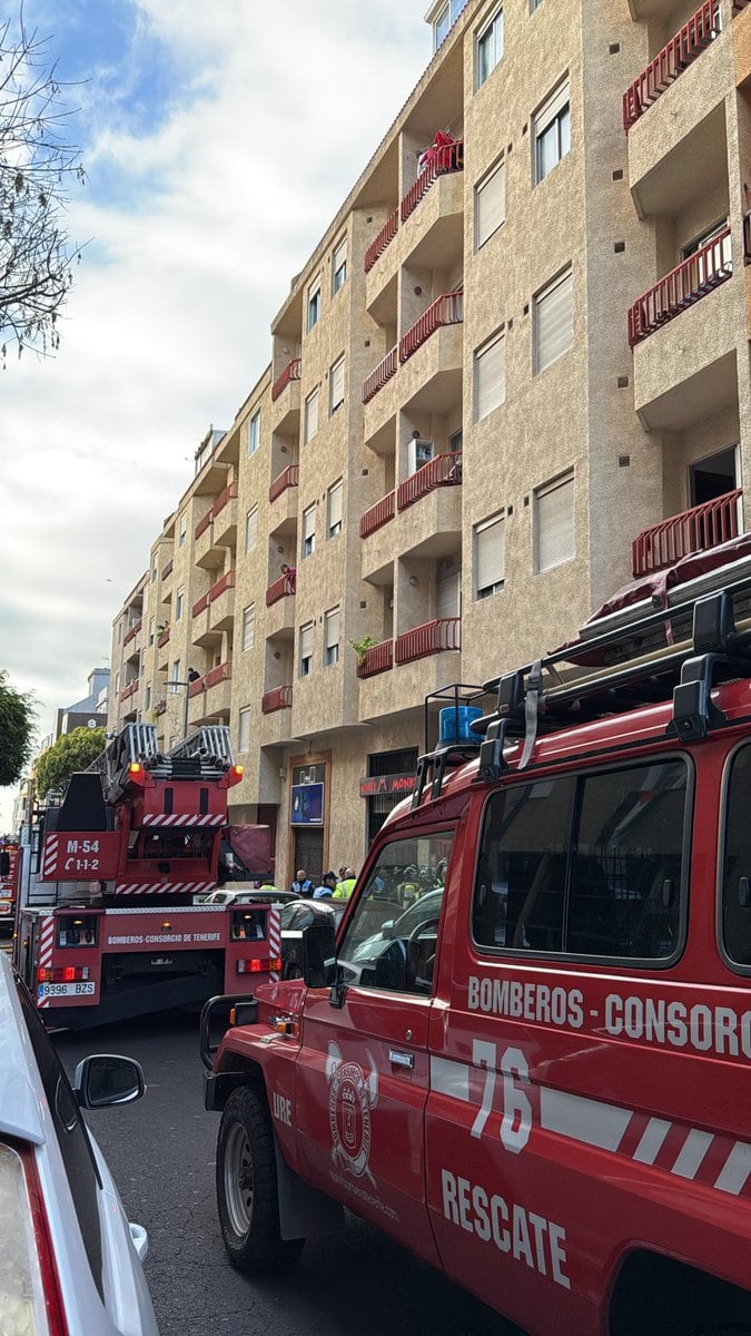 Incendio en un edificio de La Laguna (Policía Local).