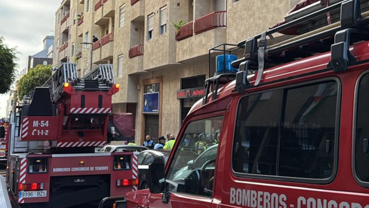 Muere una persona en el incendio de un edificio en La Laguna, Tenerife