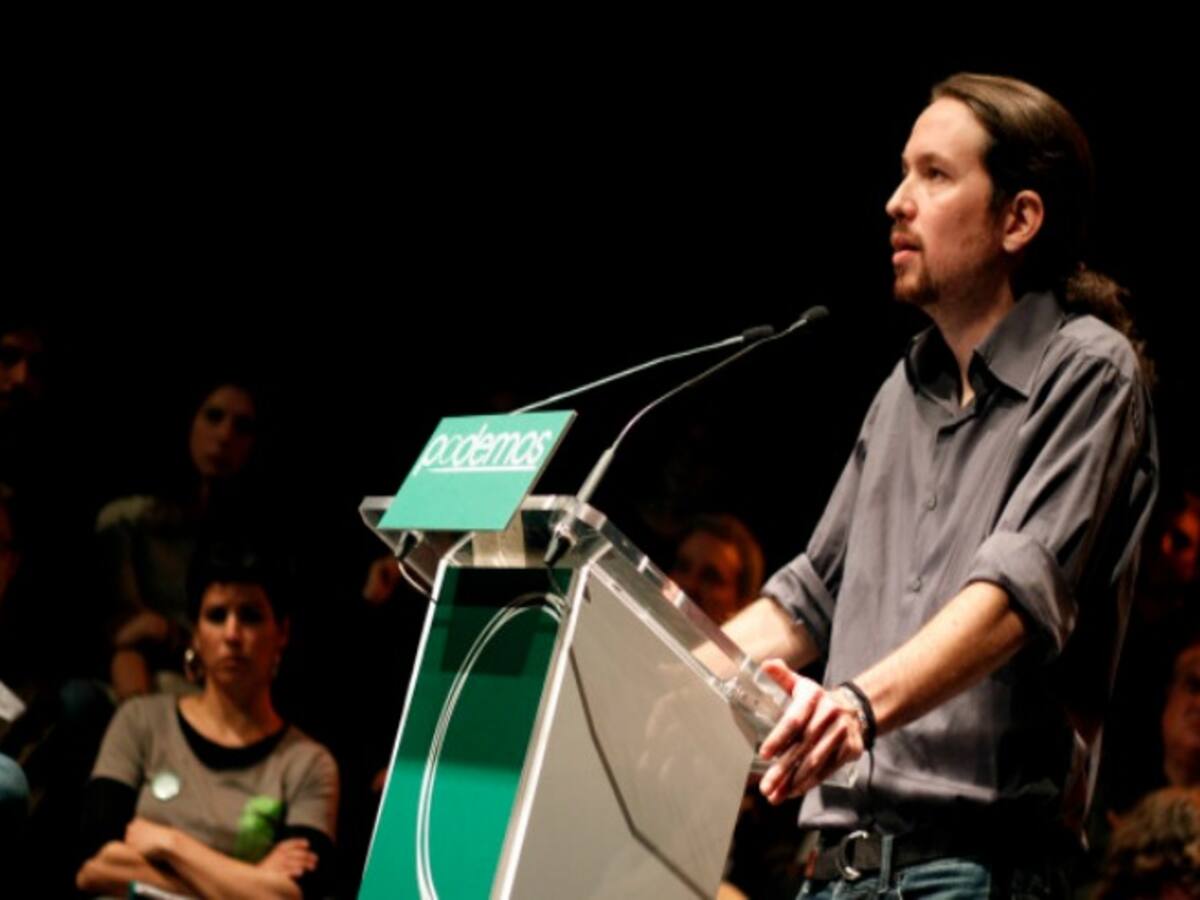 Pablo Iglesias considera "vergonzoso" que los estudiantes deban pedir préstamos