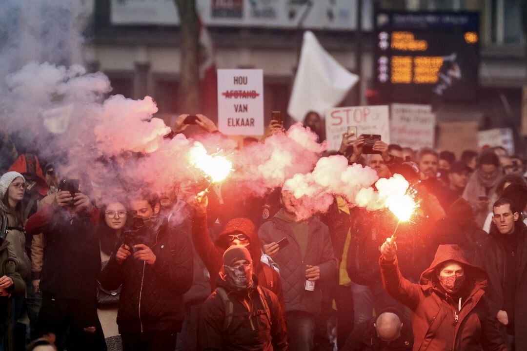 Incidentes en una manifestación contra las medidas &#039;anticovid&#039; en Bruselas.