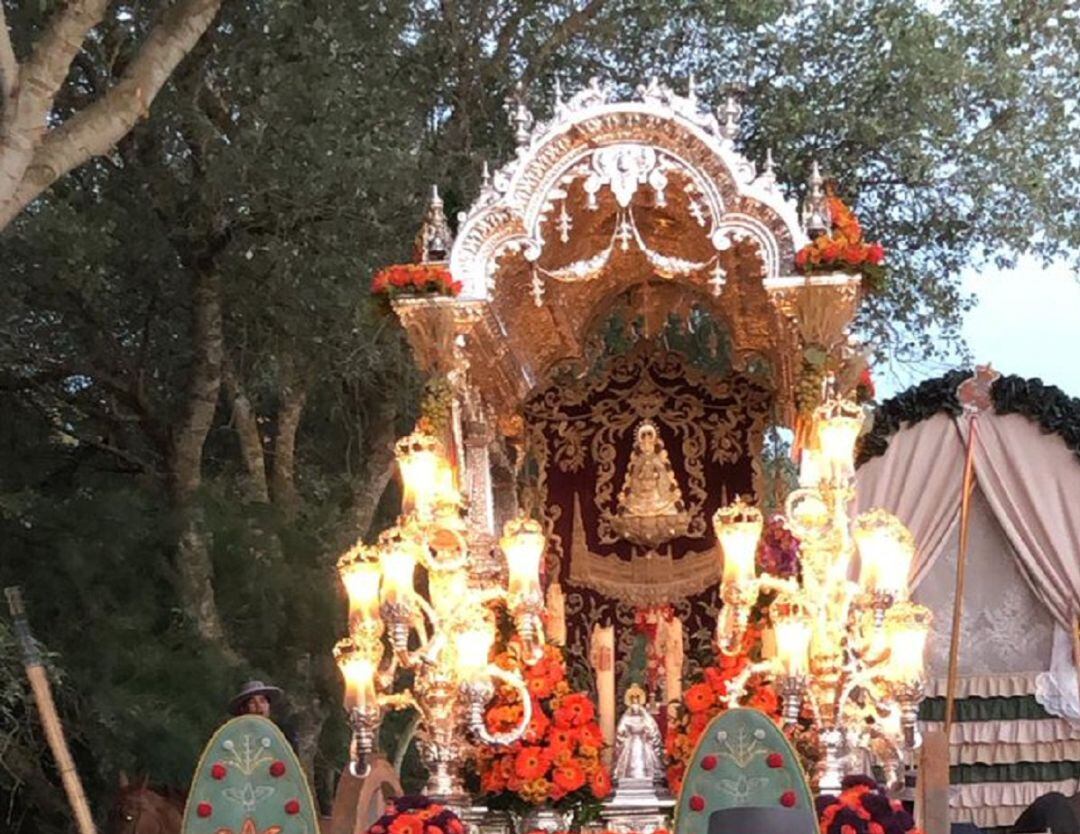 La carreta de Sevilla-Sur será la primera en alcanzar este jueves las calles de la capital hispalense