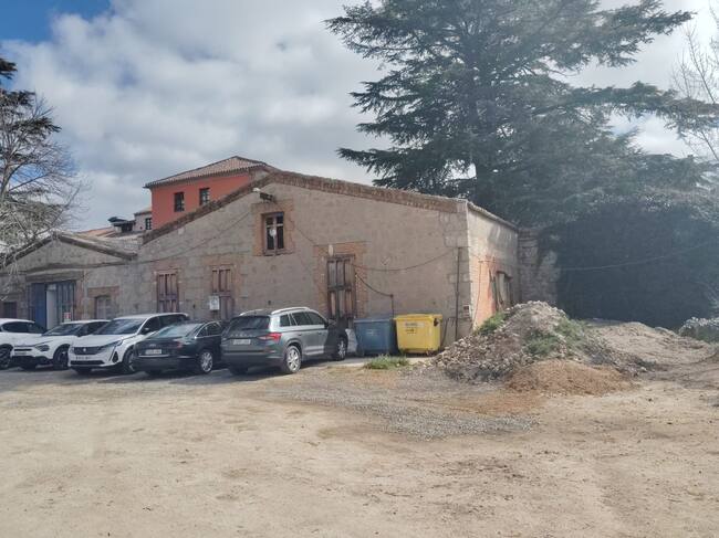 El secretario de Estado de Cultura, Jordi Martí, visita la restauración del Palacio de los Águila