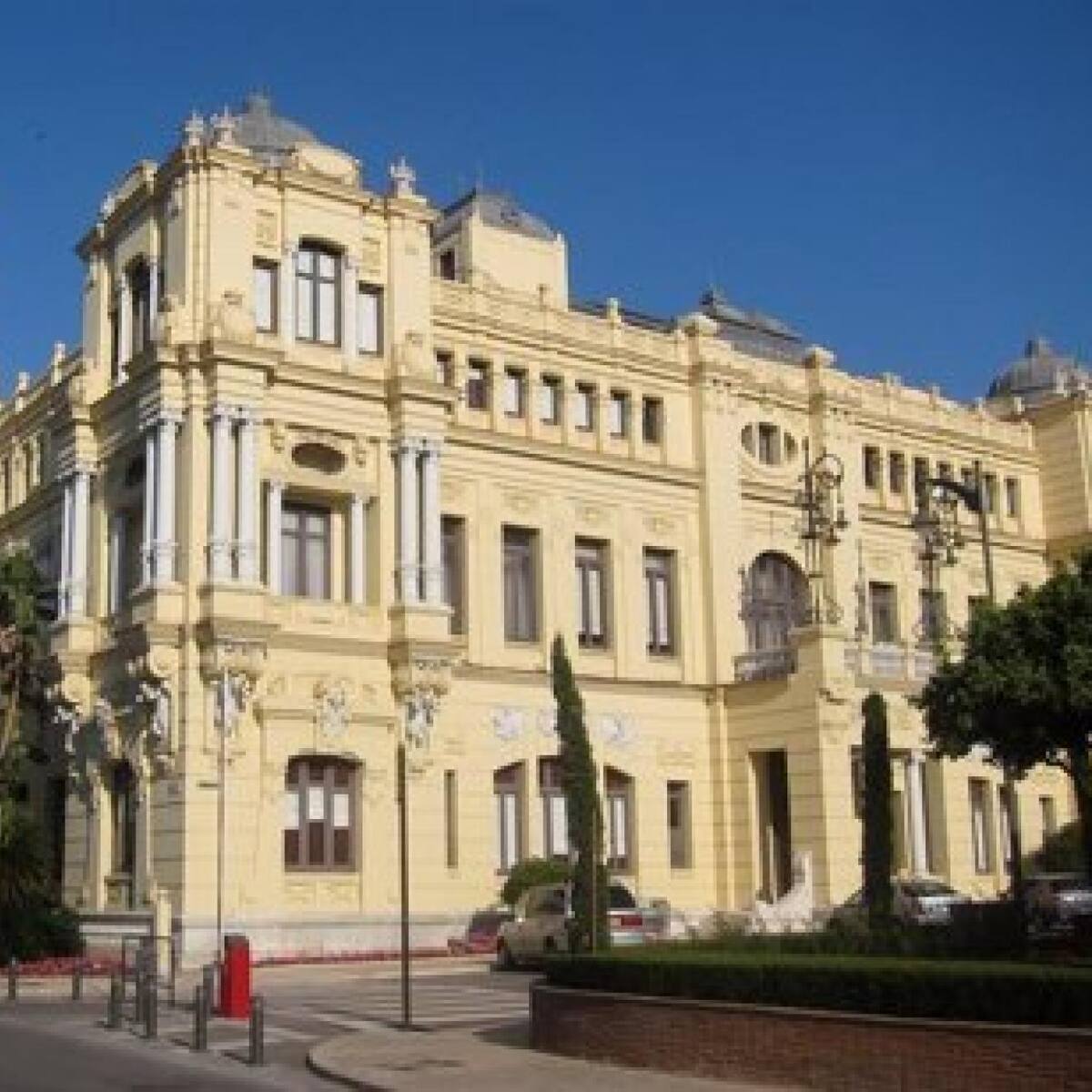 700 familias se beneficiarán de subvenciones a la rehabilitación del ayuntamiento de Málaga