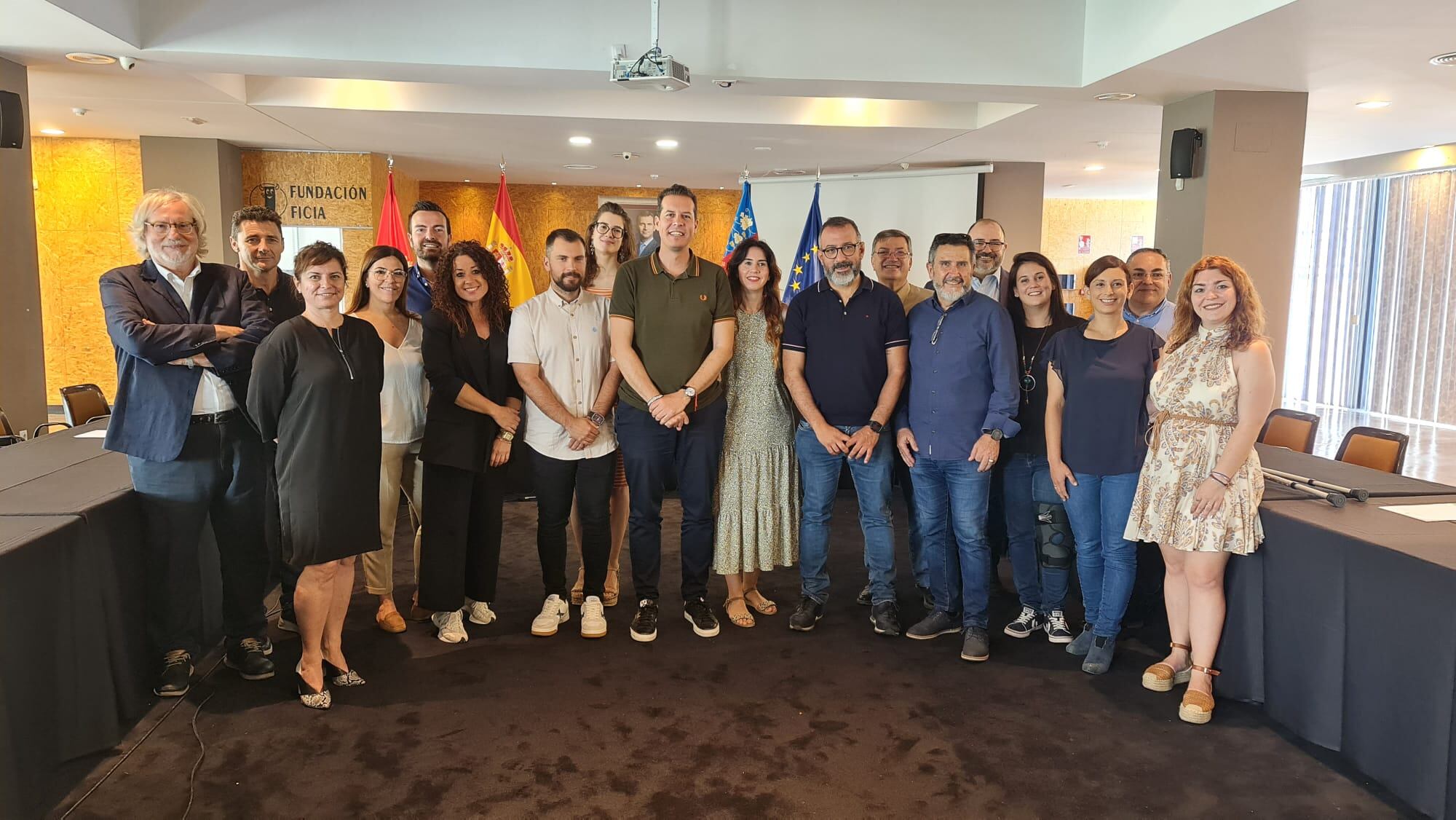 Foto de despidida de la corporación de Elda