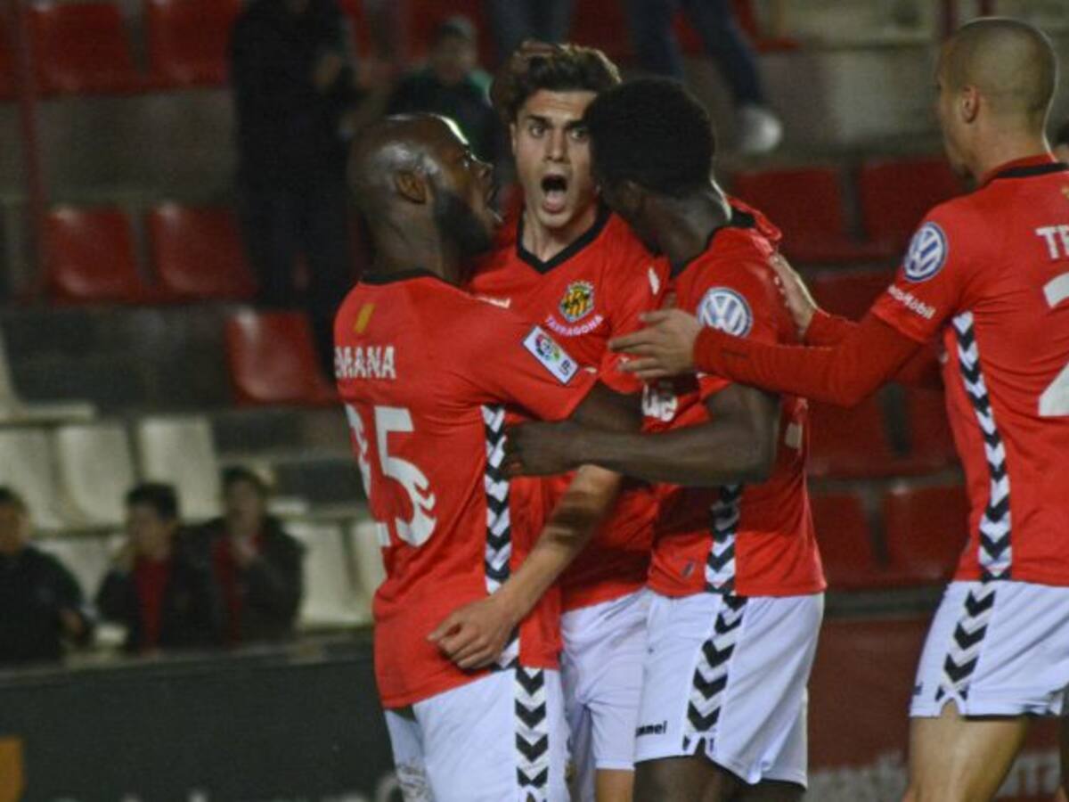 El repte de jugar contra el líder