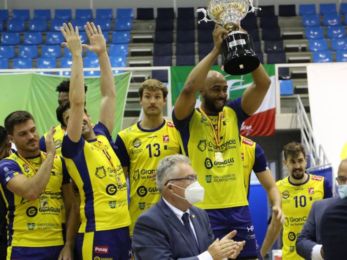 El cartagenero Jorge Almansa se proclama campeón de la Superliga de voleibol con el CV Guaguas