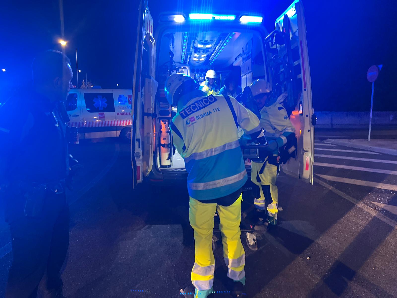 Imagen de otra actuación de SUMMA 112 en un accidente de tráfico este jueves en Alcalá de Henares.