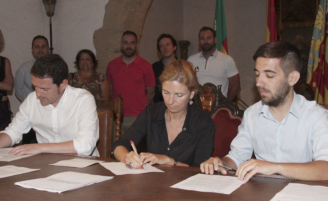 Firma de l'acord de fadrell