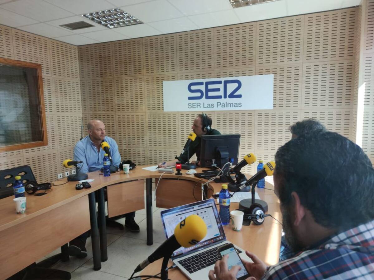 Pepe Mel: "Tenemos que probar otras cosas para el partido del Cádiz"