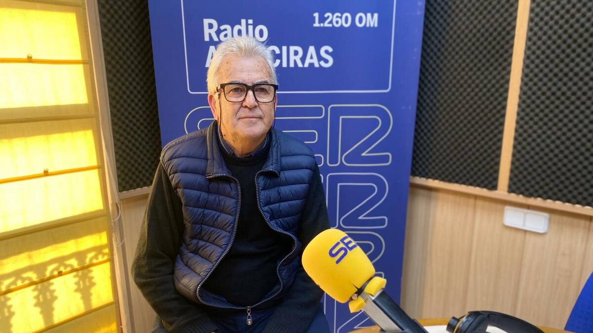 Mercados y comercio tradicional de Algeciras preparados para la navidad