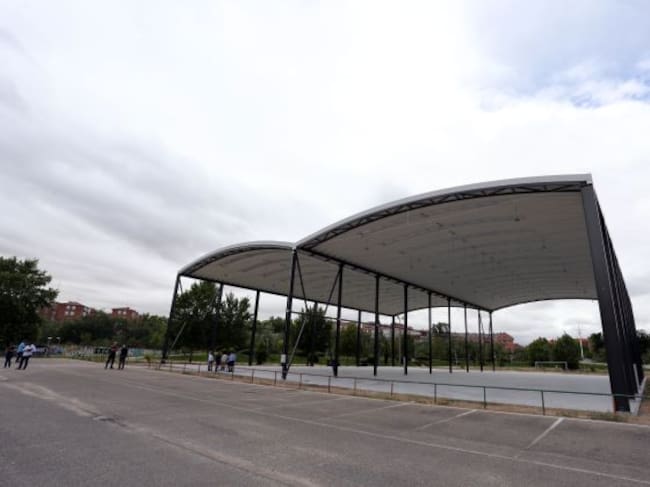 Pista en la parcela anexa al polideportivo Pisuerga de Valladolid