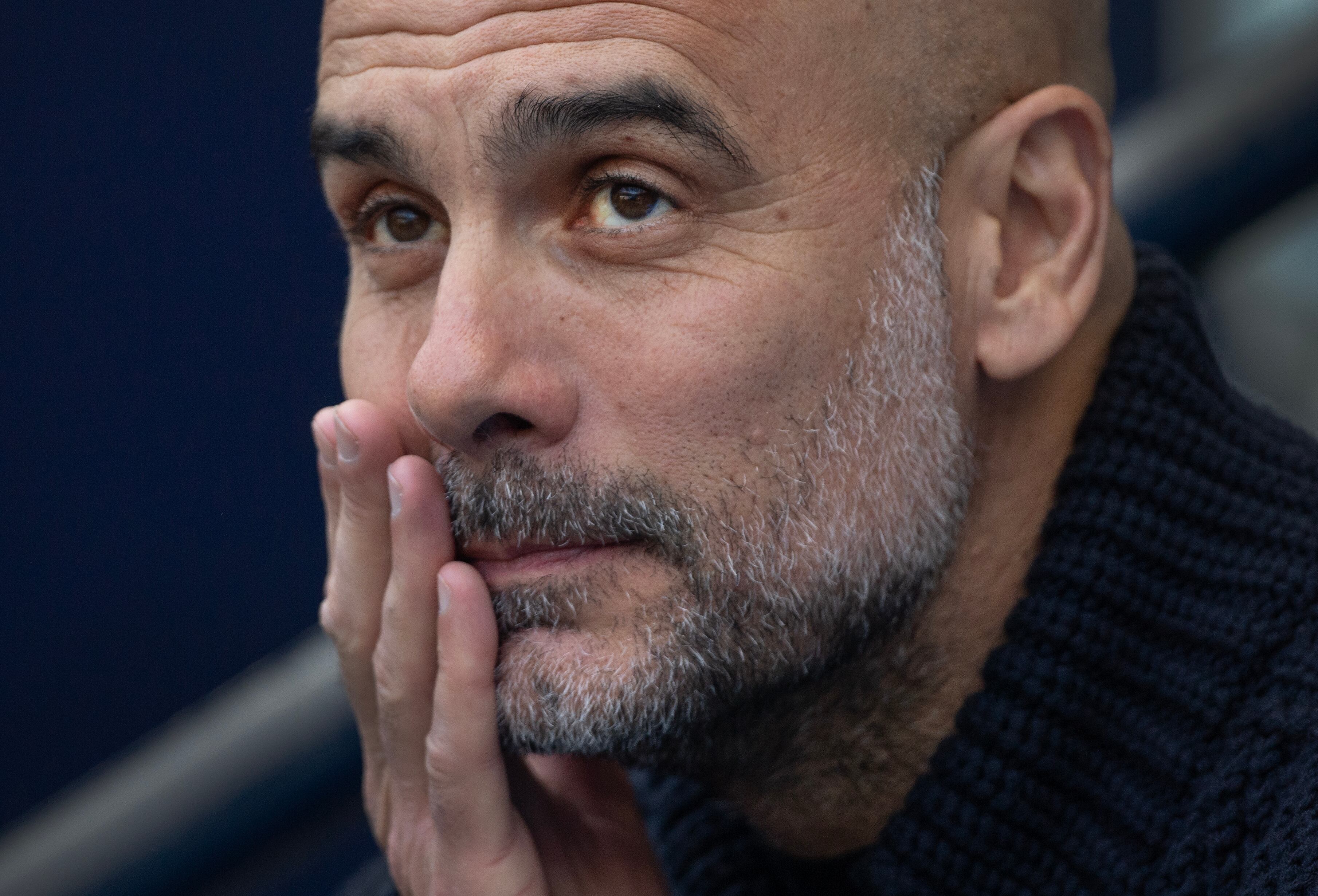 Guardiola, en el banquillo, durante un partido de liga.