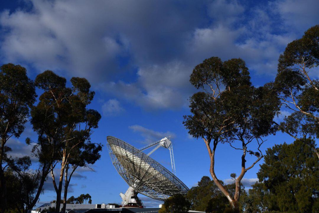 Antena utilizada para seguir las misiones con destino a la Luna. 