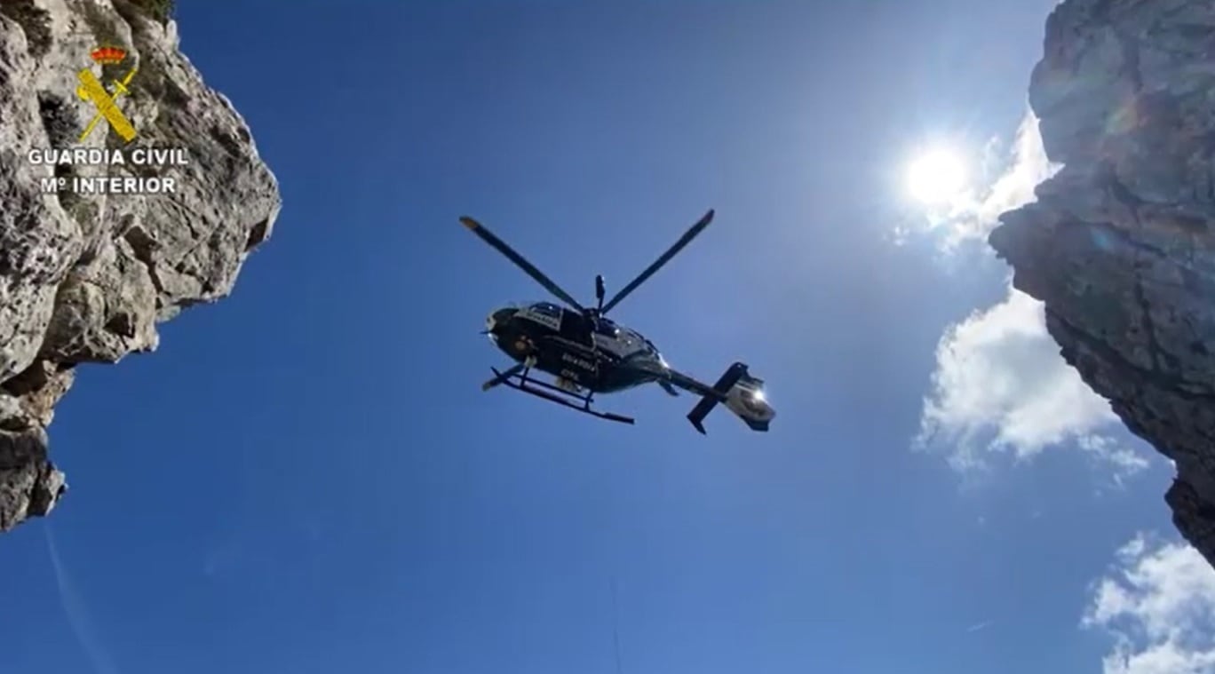 Helicóptero trasladado para el rescate.
GUARDIA CIVIL
(Foto de ARCHIVO)
05/4/2023