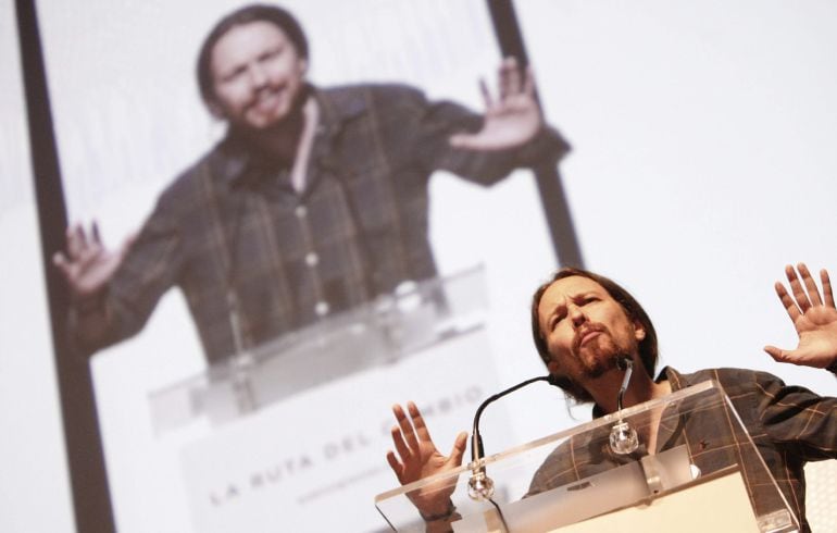 El líder de Podemos, Pablo Iglesias, en un mitin que ha ofrecido en el Auditorio Ciudad de Vigo.