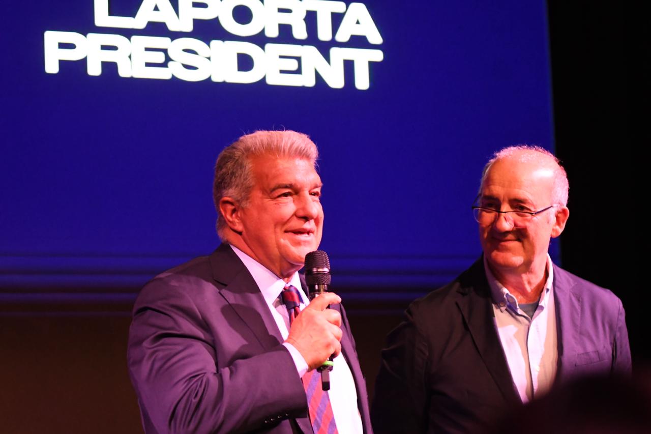 Joan Laporta, durant la trobada amb els socis a la sala Unnic