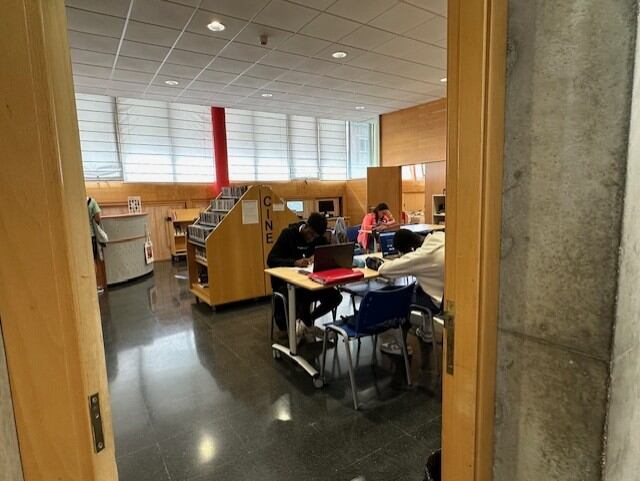 Biblioteca Ramón J Sneder Perpetuo Socorro