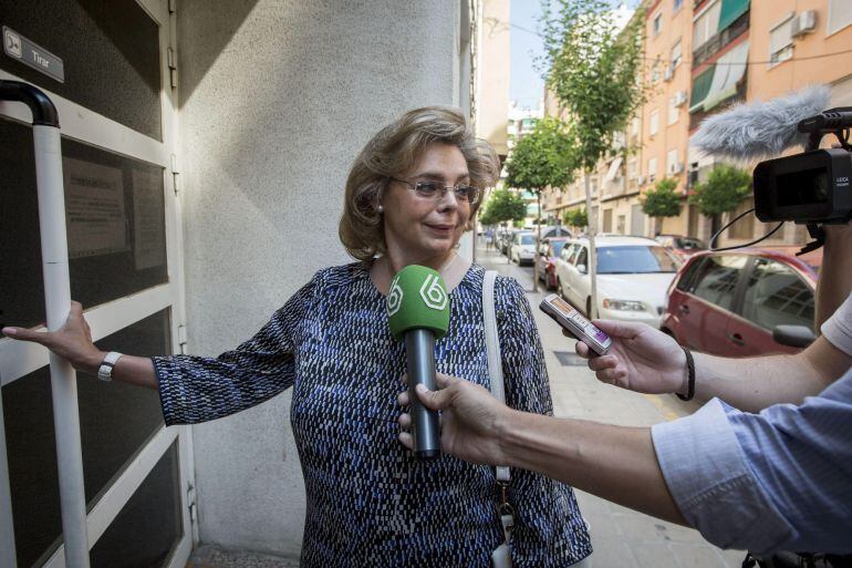  Fotografía de archivo del 19-06-2015 de la exconcejal de Valencia María José Alcón, exasesora de la exalcaldesa de Valencia Rita Barberá y esposa del exvicealcalde de Valencia Alfonso Grau, que ha sido una de las 29 personas investigadas en una operación