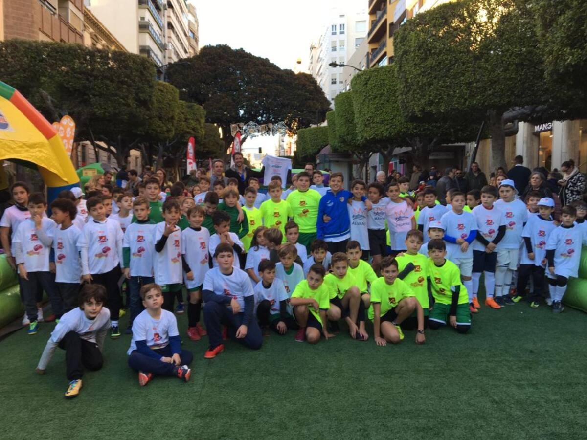El Paseo de Almería se convierte en una gran 'Ciudad Deportiva'